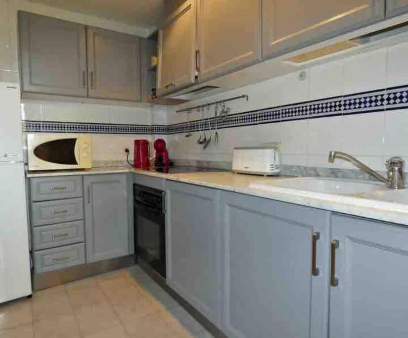 Lovely 2 Bedroom Apartment 2Nd Line To Beach El Albir Buitenkant foto